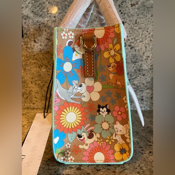 Dooney & Bourke Disney Pets CrossBody Purse Pluto Dogs Mochi Marie Cats NEW Rare - Picture 2 of 15
